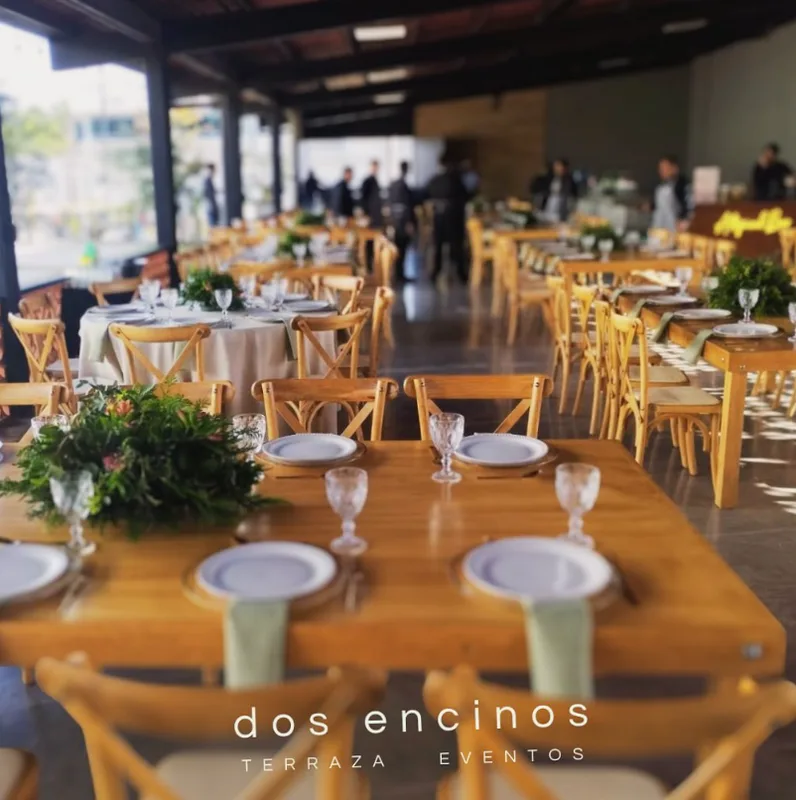 Terraza Dos Encinos